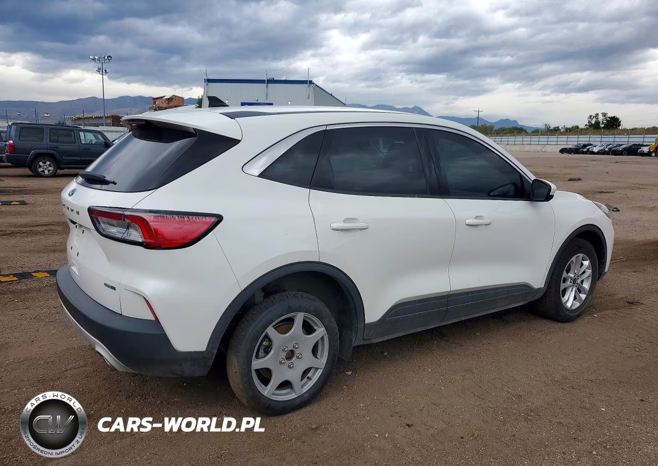 2020 Ford Escape Se VIN:1FMCU9G63LUB41721 - 3