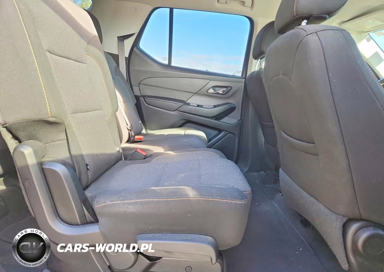 2019 Chevrolet Traverse Ls VIN:1GNERFKWXKJ229998 - 11