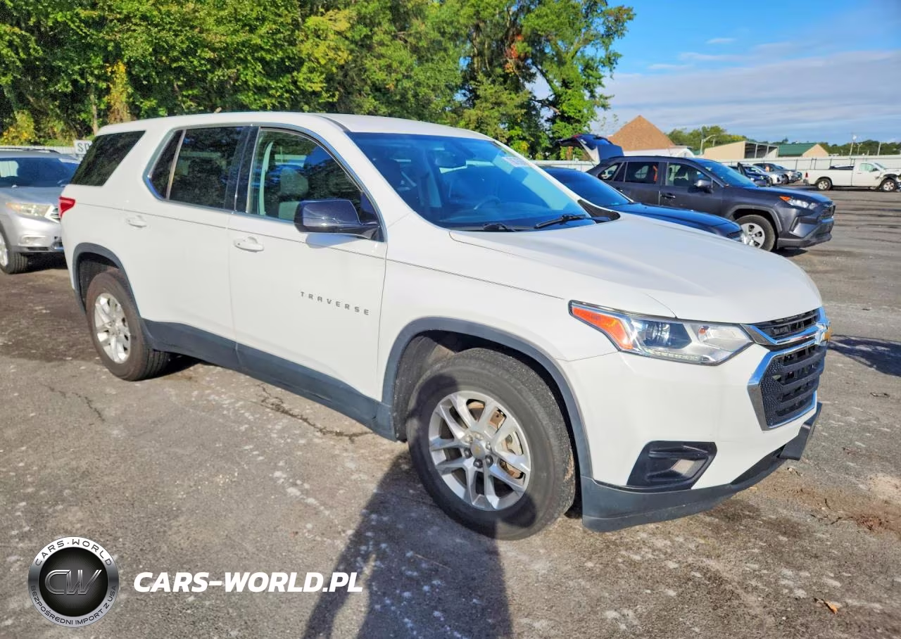 2019 Chevrolet Traverse Ls VIN:1GNERFKWXKJ229998 - 4