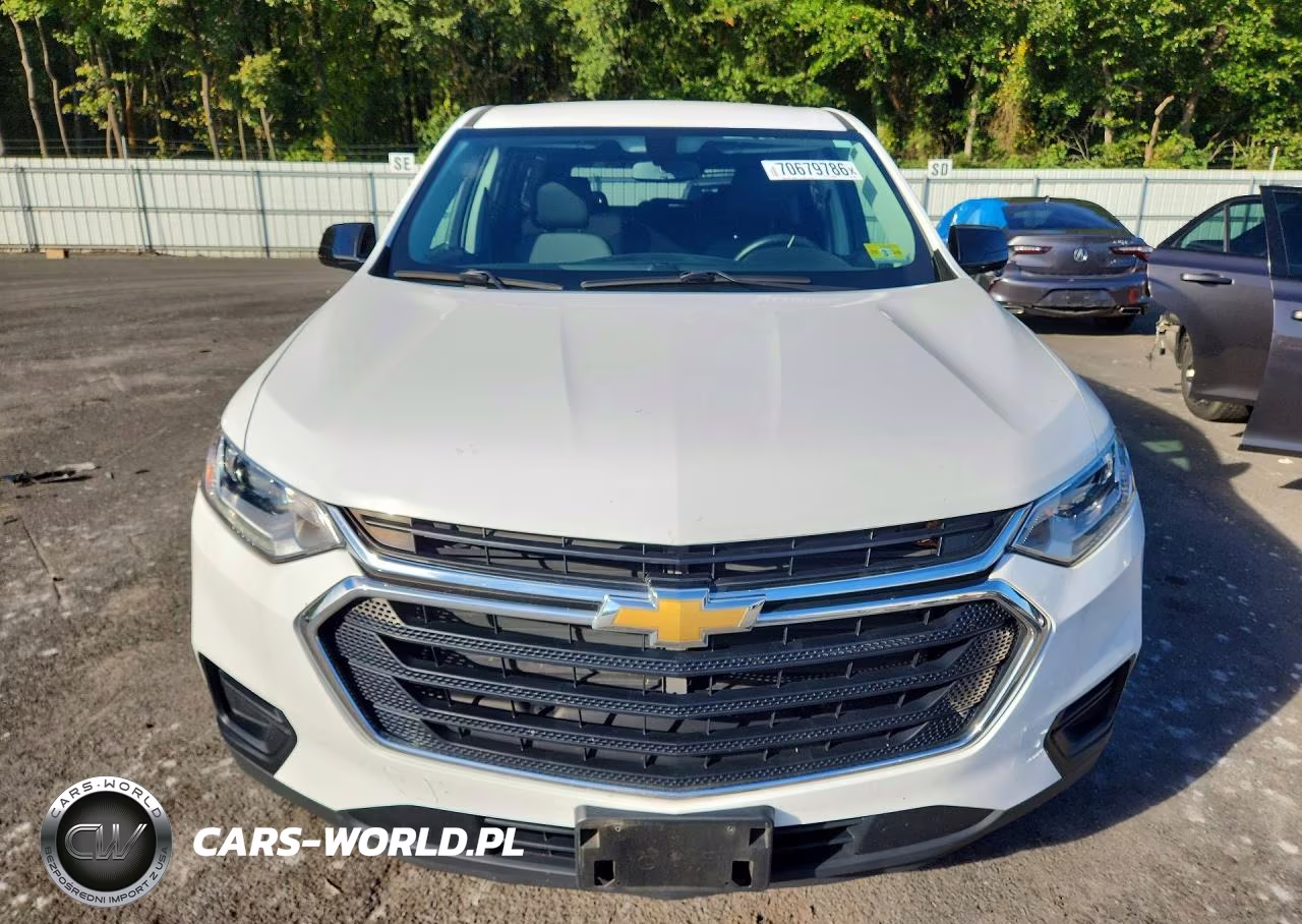 2019 Chevrolet Traverse Ls VIN:1GNERFKWXKJ229998 - 5