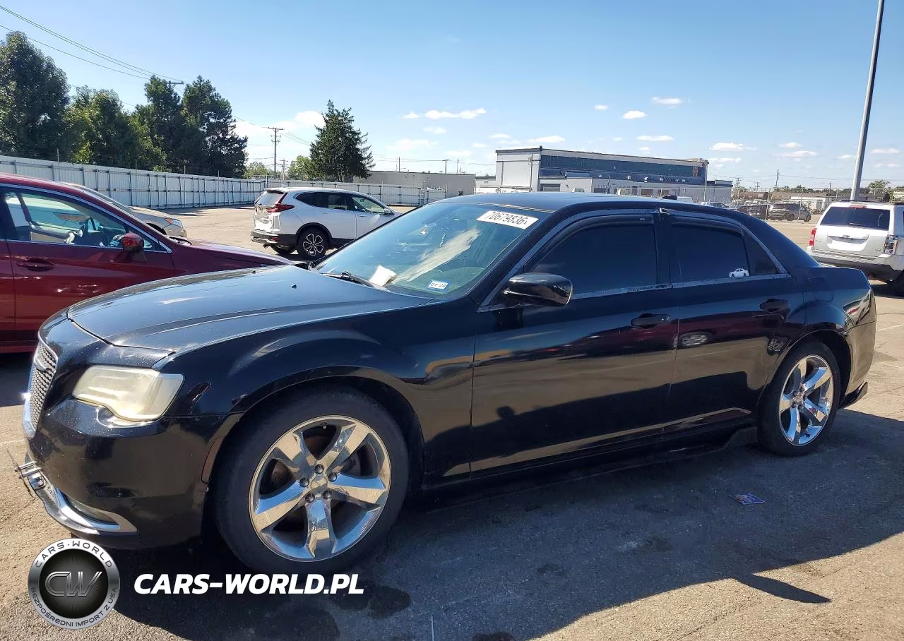 2016 Chrysler 300C
