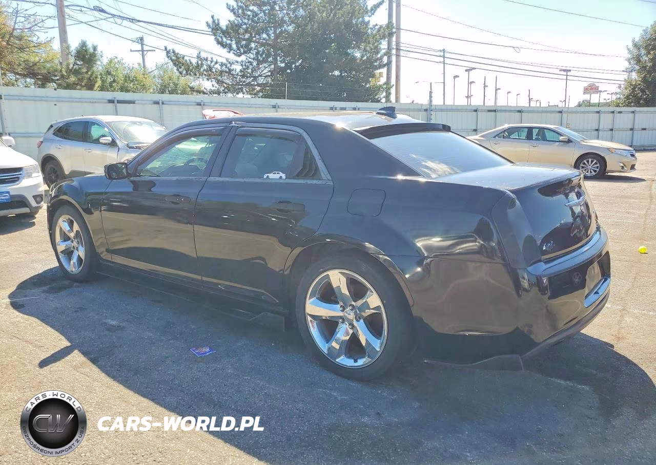 2016 Chrysler 300C VIN:2C3CCAEG1GH268923 - 2