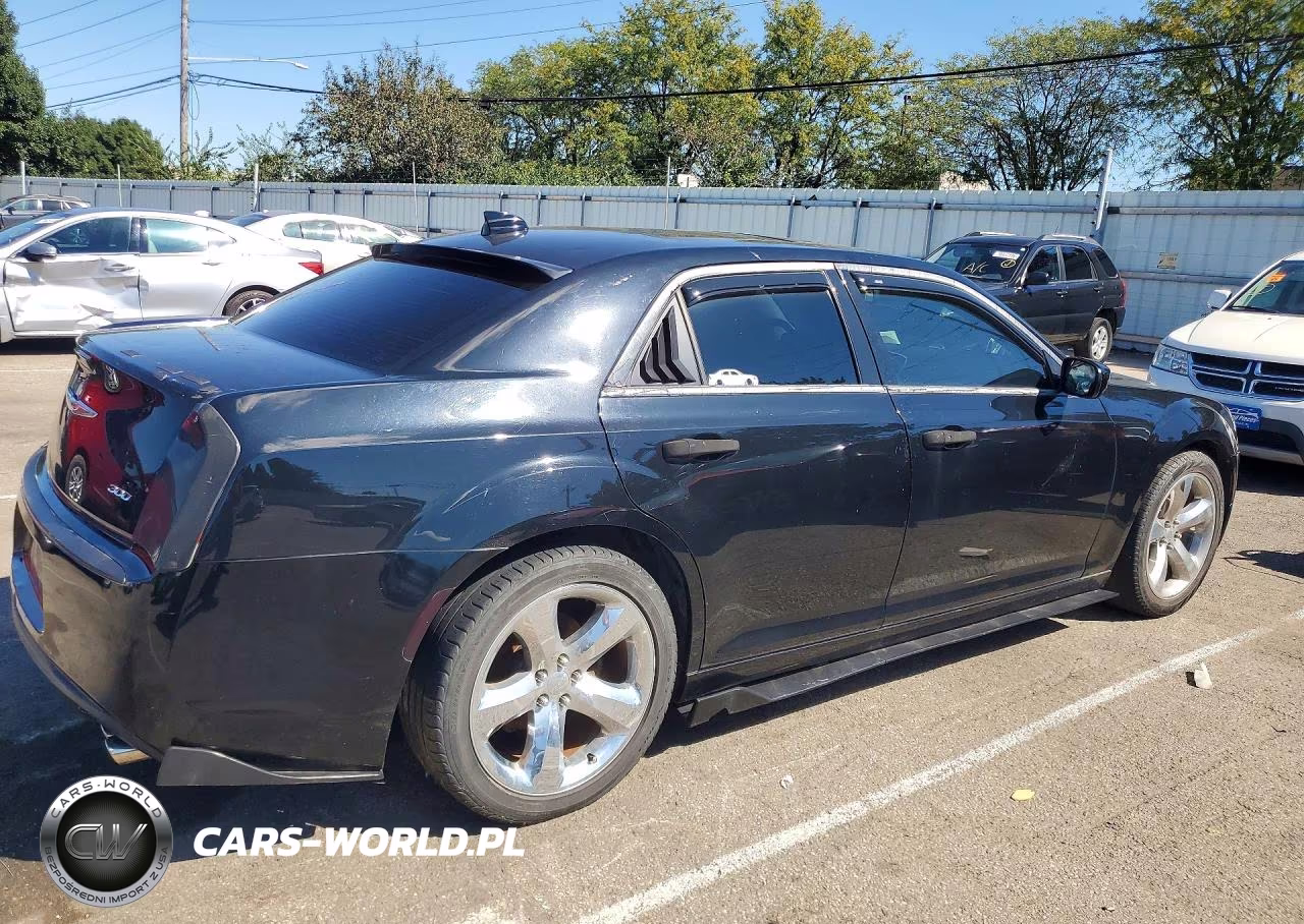 2016 Chrysler 300C VIN:2C3CCAEG1GH268923 - 3