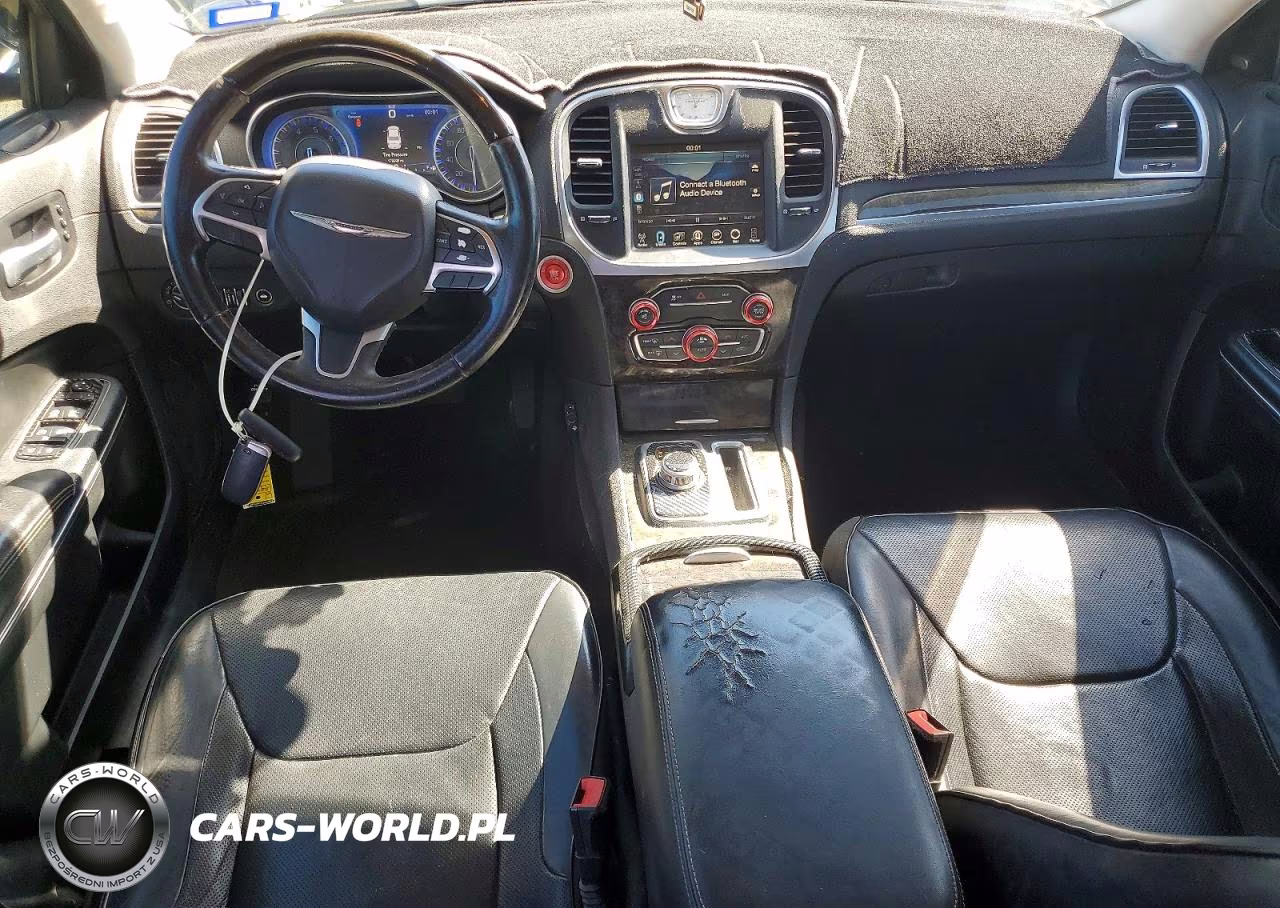 2016 Chrysler 300C VIN:2C3CCAEG1GH268923 - 8