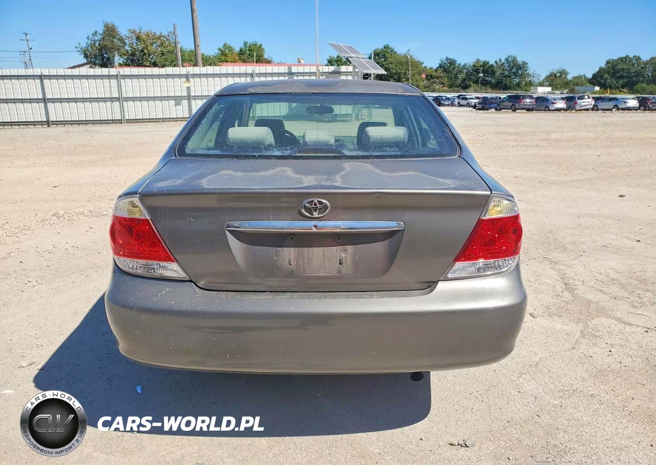 2005 Toyota Camry Le VIN:4T1BE32K15U637954 - 6