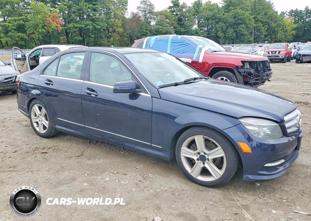 2011 Mercedes-Benz C 300 4Matic VIN:WDDGF8BB5BR169770 - 4