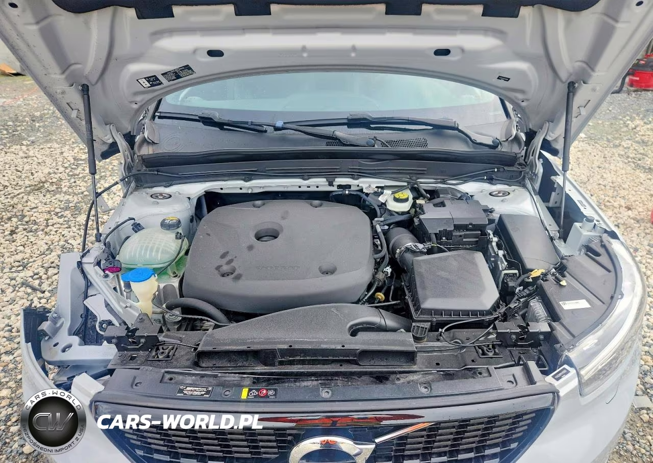 2021 Volvo Xc40 T5 R-Design VIN:YV4162UM7M2482856 - 11