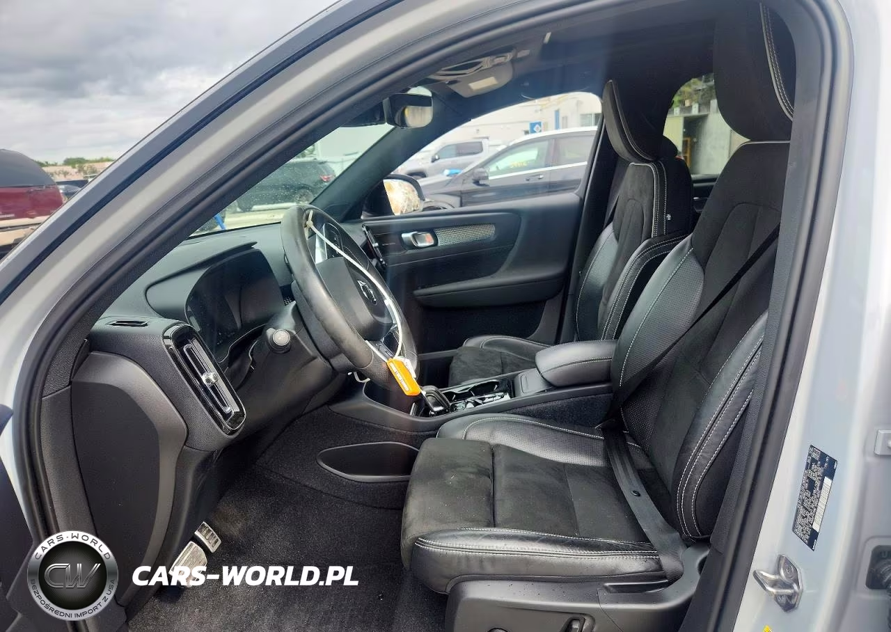 2021 Volvo Xc40 T5 R-Design VIN:YV4162UM7M2482856 - 7