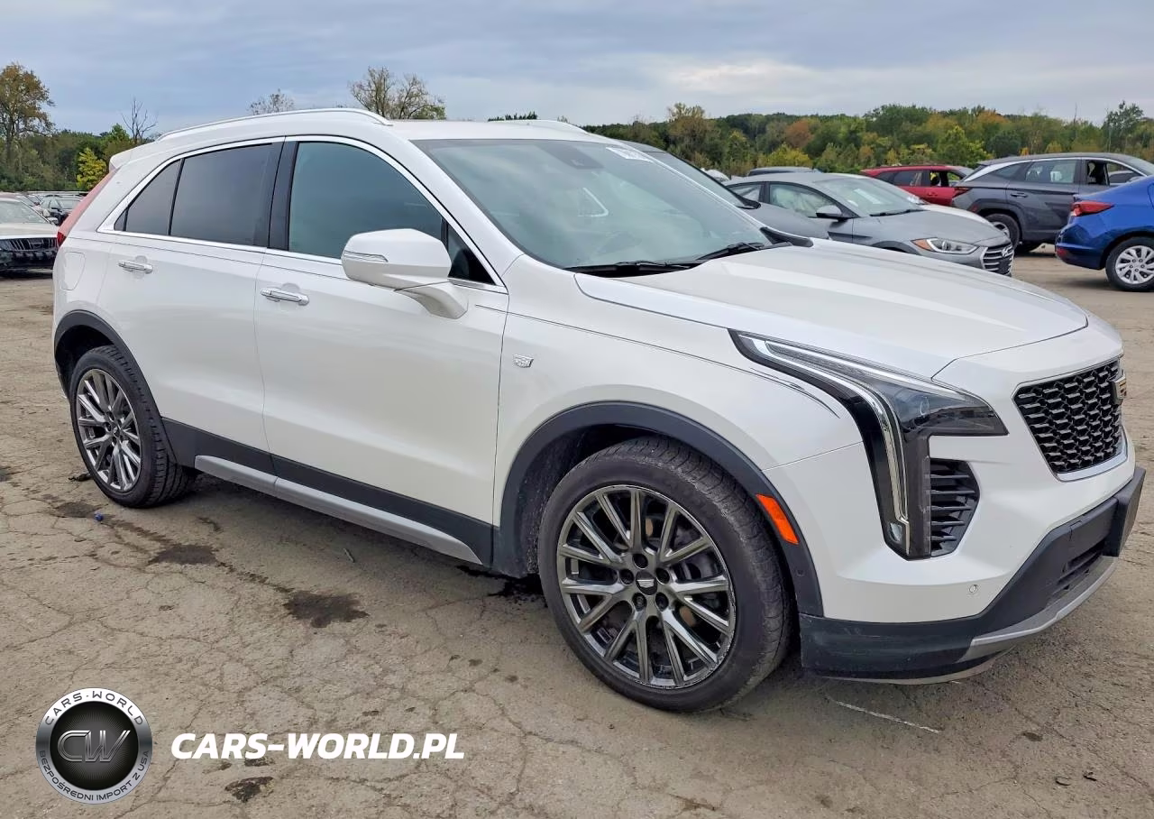 2021 Cadillac Xt4 Premium Luxury VIN:1GYFZDR48MF013427 - 4