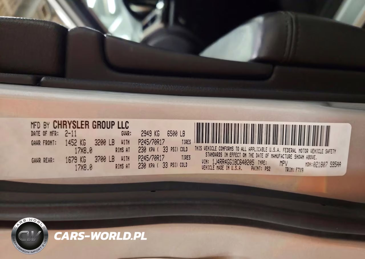 2011 Jeep Grand Cherokee Laredo VIN:1J4RR4GG1BC640205 - 13