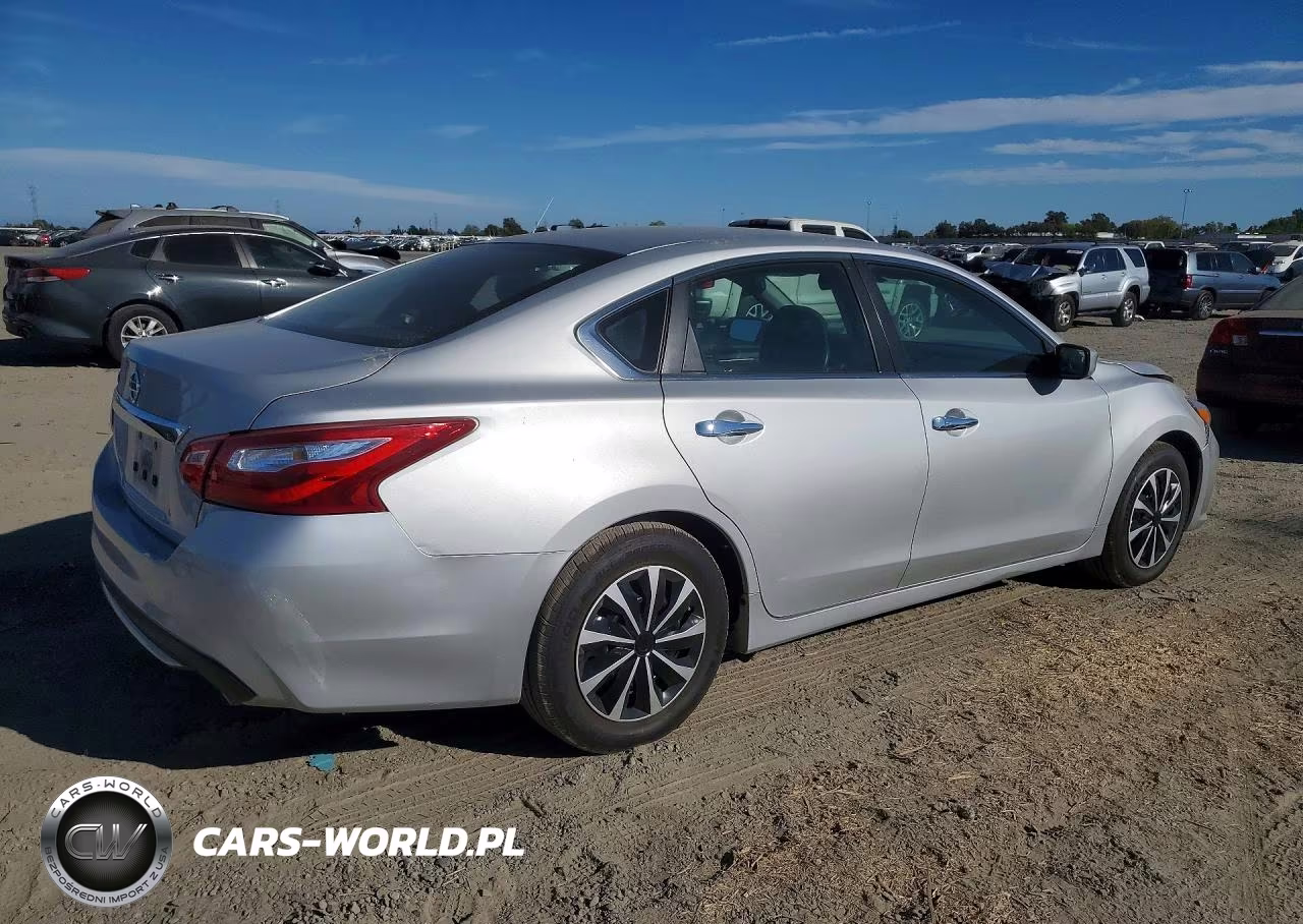 2016 Nissan Altima 2.5 S VIN:1N4AL3AP2GC217170 - 3
