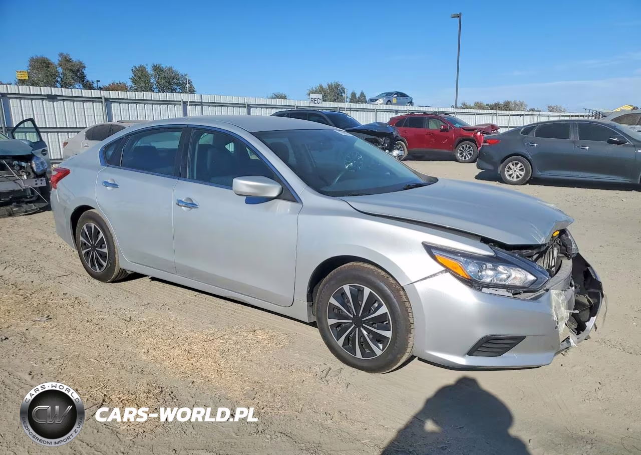 2016 Nissan Altima 2.5 S VIN:1N4AL3AP2GC217170 - 4