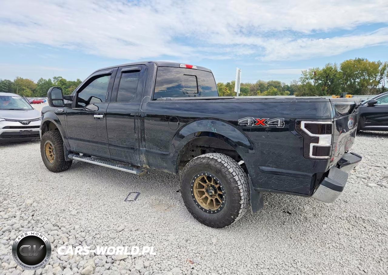2018 Ford F150 Super Cab VIN:1FTFX1EGXJFD82330 - 2