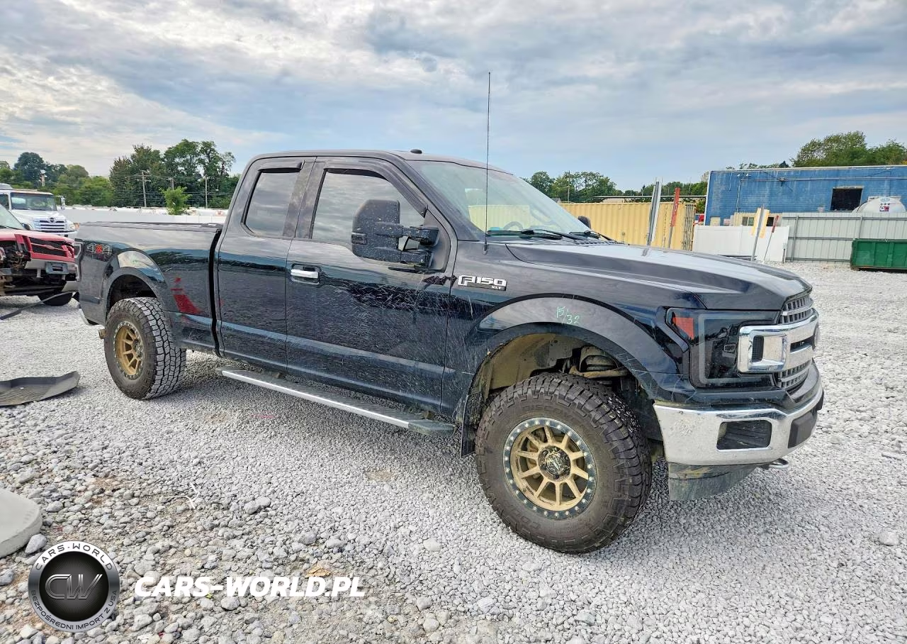 2018 Ford F150 Super Cab VIN:1FTFX1EGXJFD82330 - 4