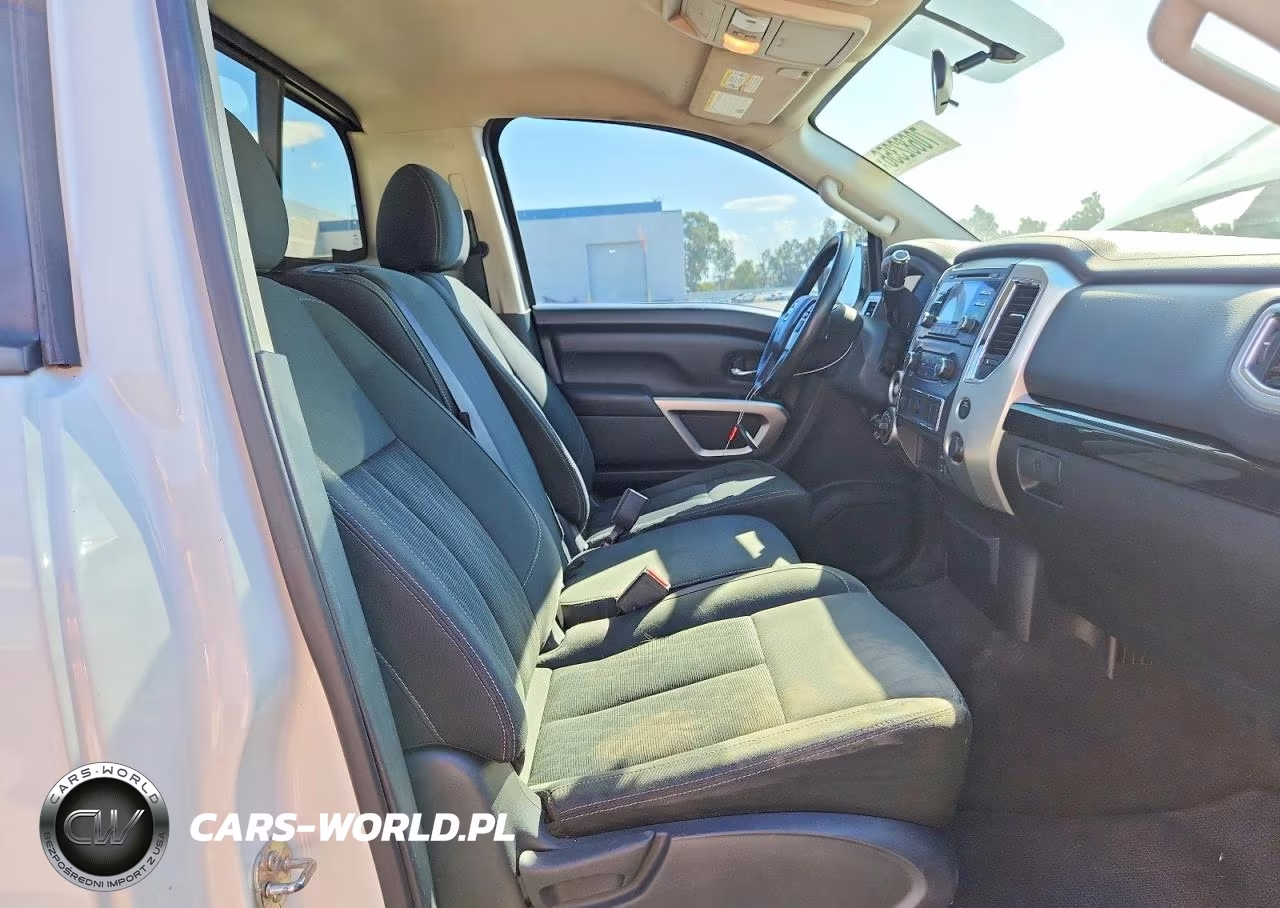 2017 Nissan Titan S VIN:1N6AA1R87HN548279 - 10