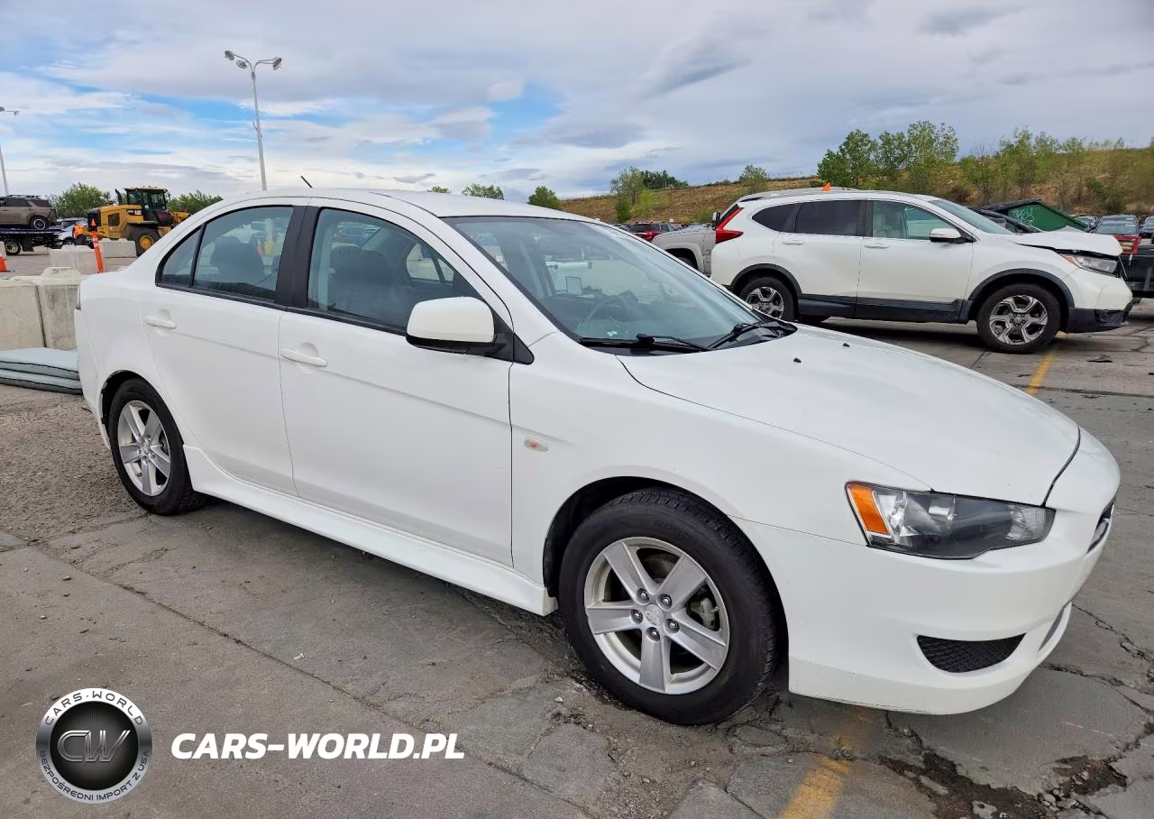2014 Mitsubishi Lancer Se VIN:JA32V2FW7EU010640 - 4
