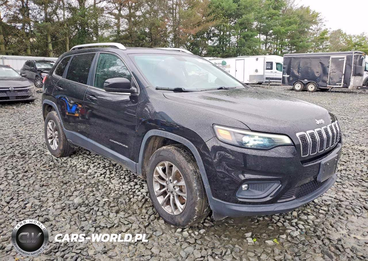 2019 Jeep Cherokee Latitude Plus VIN:1C4PJMLX3KD447672 - 4