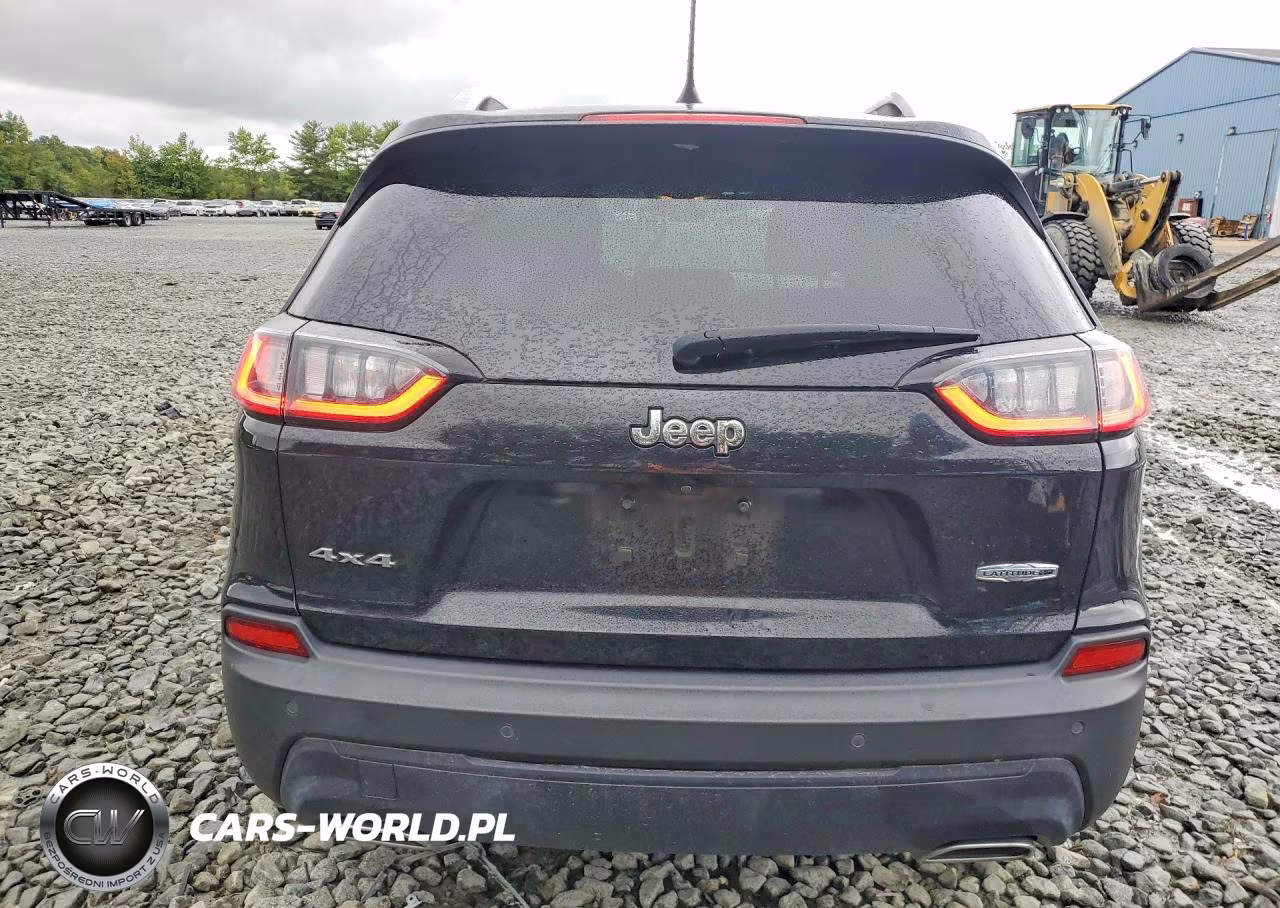 2019 Jeep Cherokee Latitude Plus VIN:1C4PJMLX3KD447672 - 6