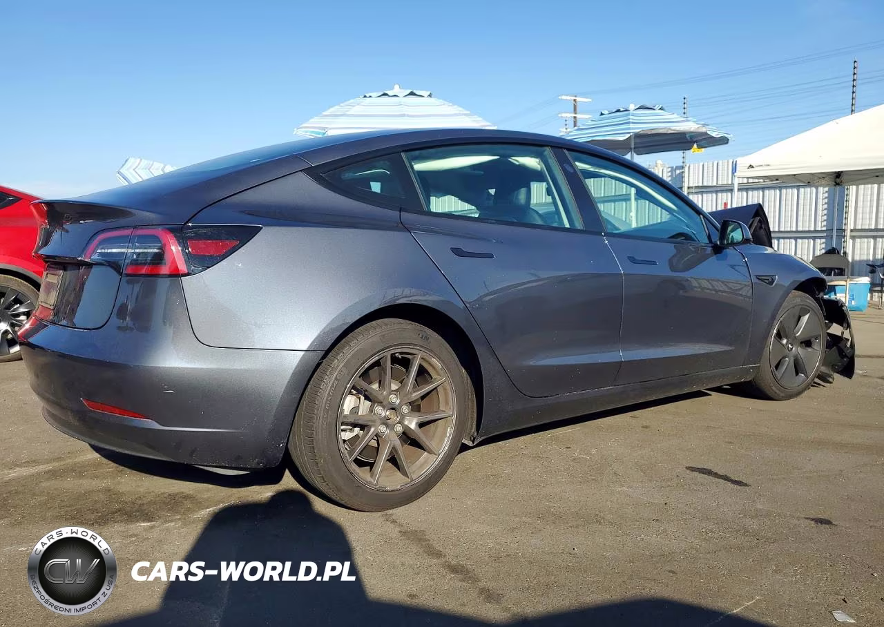 2023 Tesla Model 3 VIN:5YJ3E1EA9PF426996 - 3