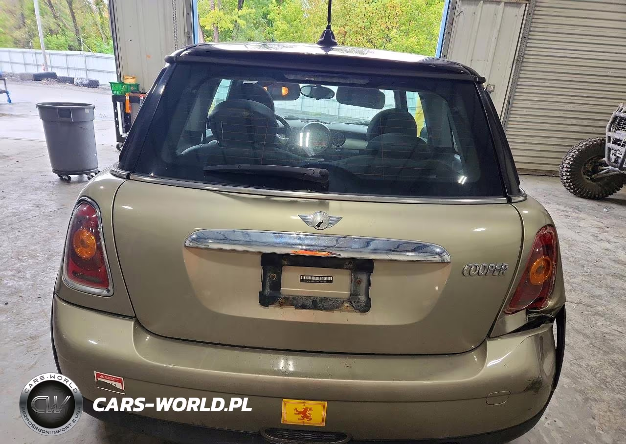 2010 Mini Cooper VIN:WMWMF3C53ATU79195 - 6