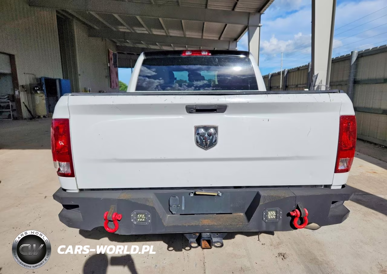 2019 Ram 1500 Classic Tradesman VIN:3C6RR6KG9KG643107 - 6