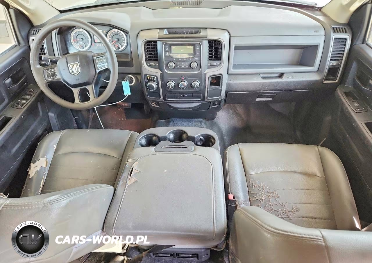 2019 Ram 1500 Classic Tradesman VIN:3C6RR6KG9KG643107 - 8