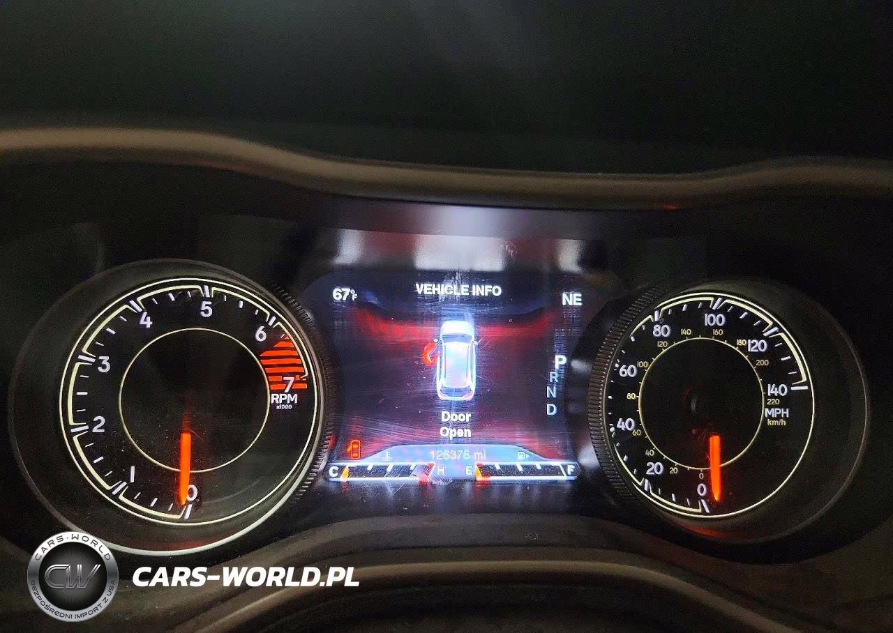 2016 Jeep Cherokee Limited VIN:1C4PJMDB3GW205897 - 9