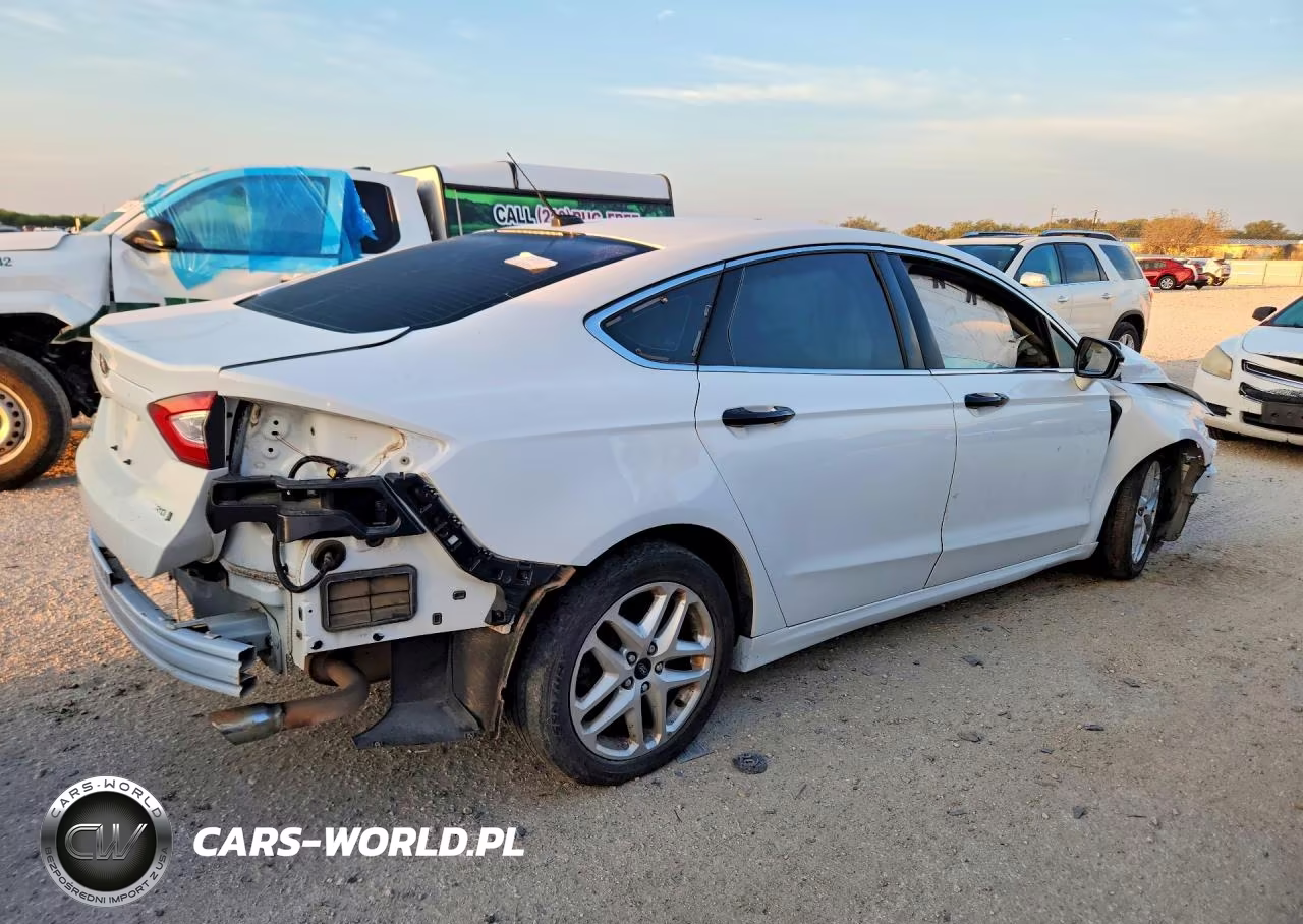 2018 Ford Fusion Se VIN:3FA6P0HDXJR192774 - 3