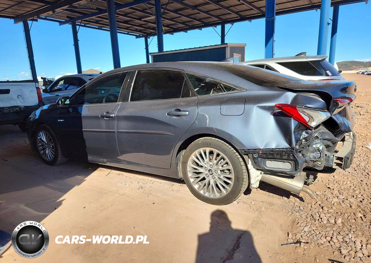 2019 Toyota Avalon Hybrid Limited VIN:4T1B21FB2KU002986 - 2