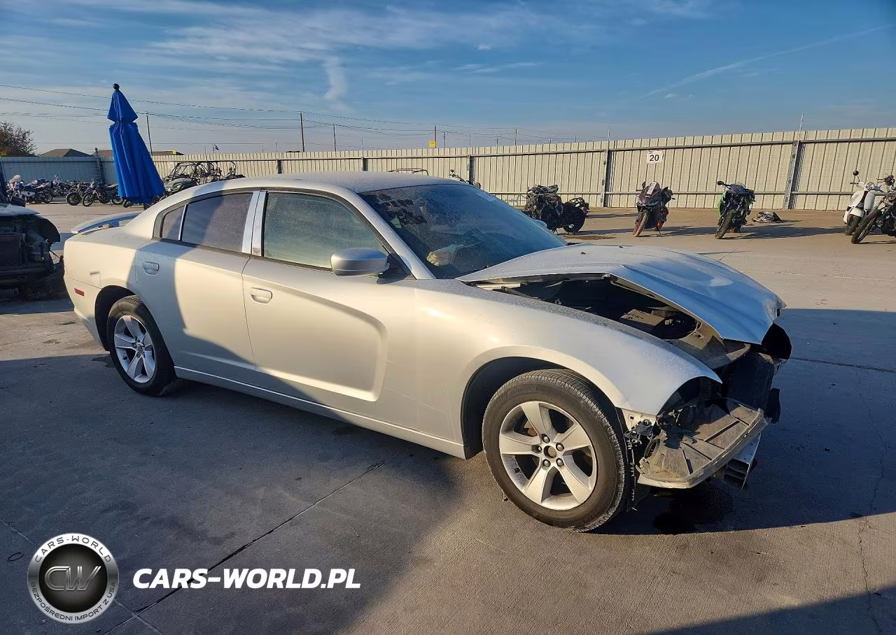 2011 Dodge Charger VIN:2B3CL3CG9BH614981 - 4