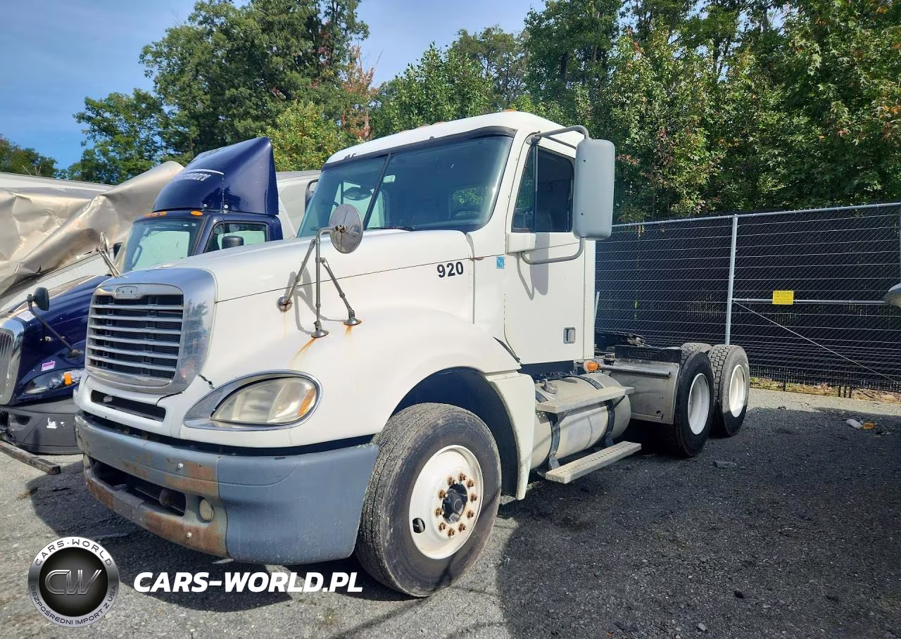2007 Freightliner Conventional Columbia