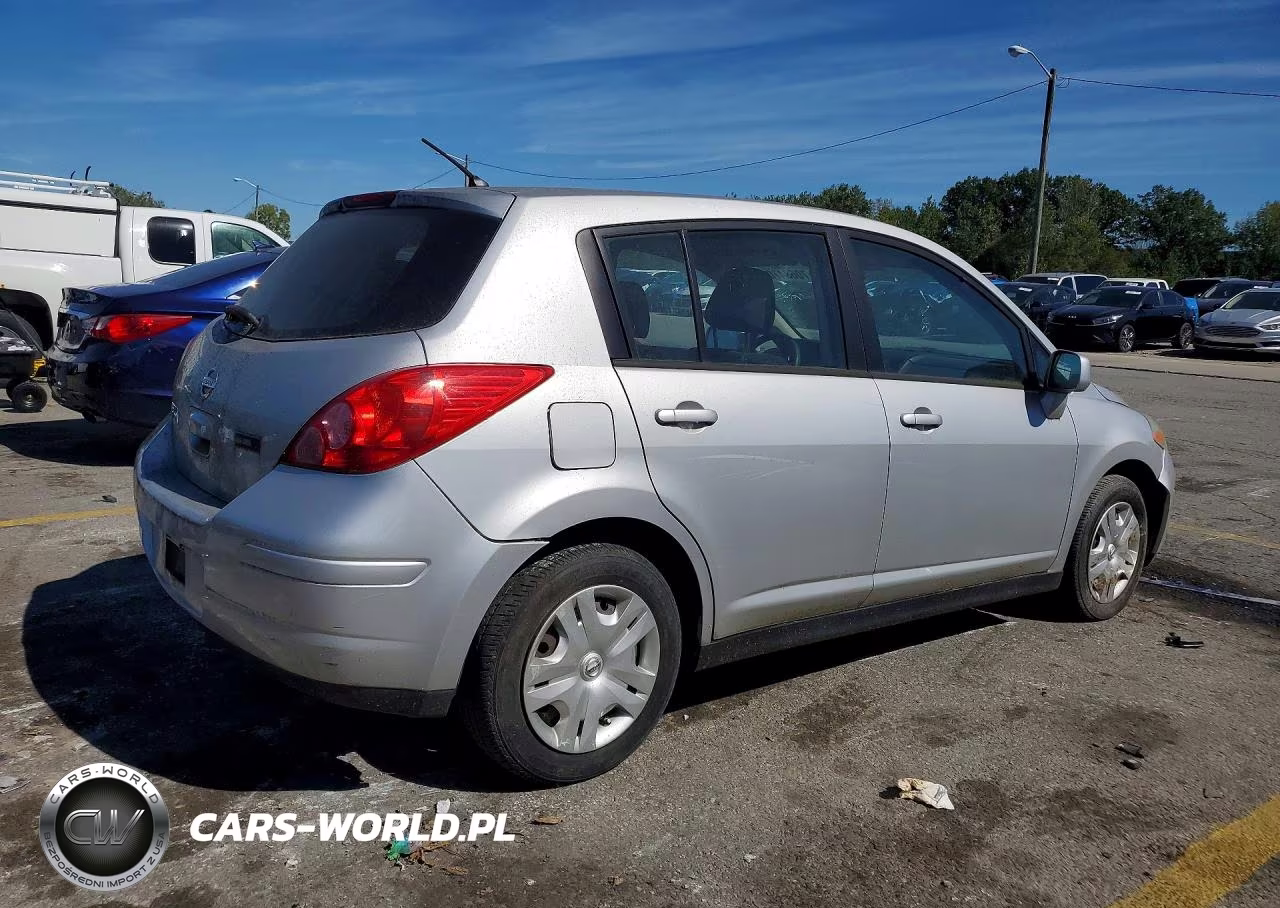 2011 Nissan Versa 1.8 S VIN:3N1BC1CP5BL449830 - 3