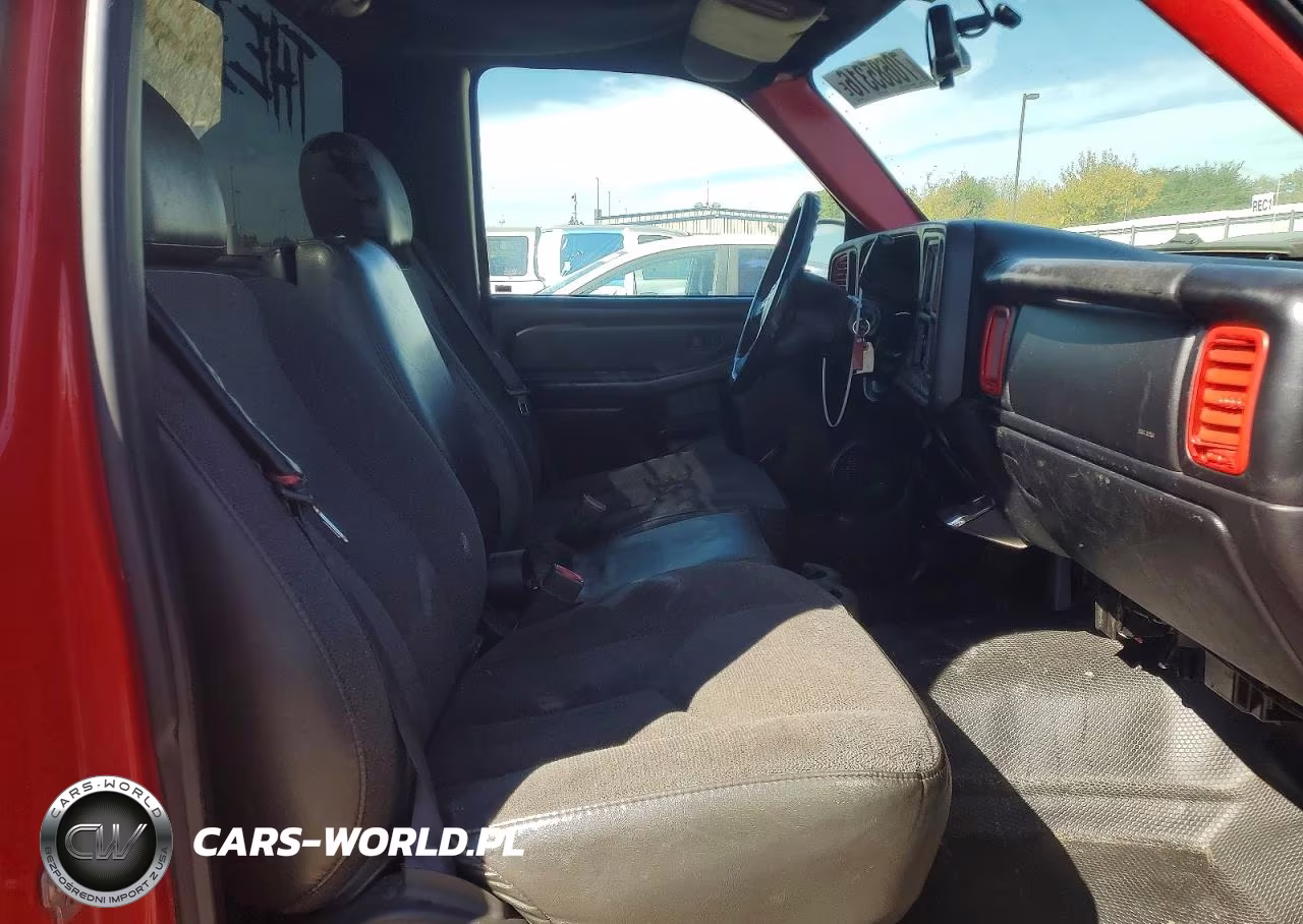2005 Chevrolet Silverado C1500 VIN:1GCEC14V65Z144387 - 10
