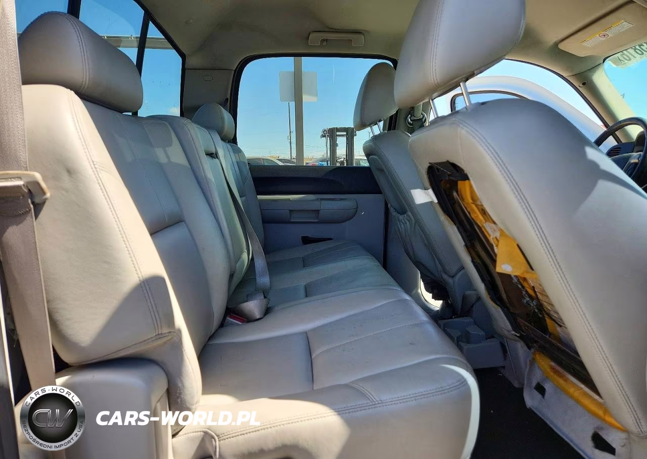 2009 Chevrolet Silverado K3500 Lt VIN:1GCHK836X9F181369 - 10