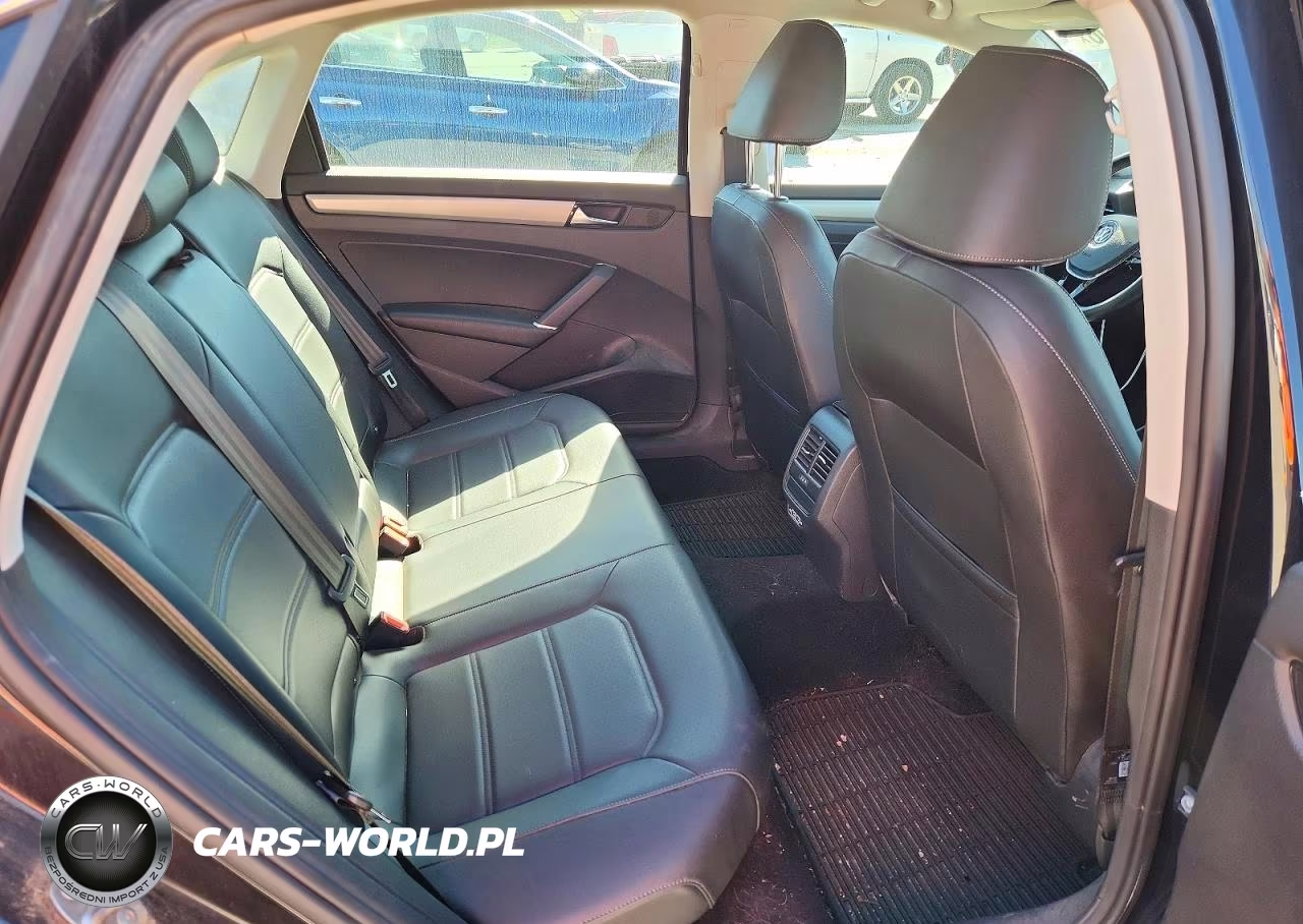 2020 Volkswagen Passat Se VIN:1VWSA7A32LC025117 - 10