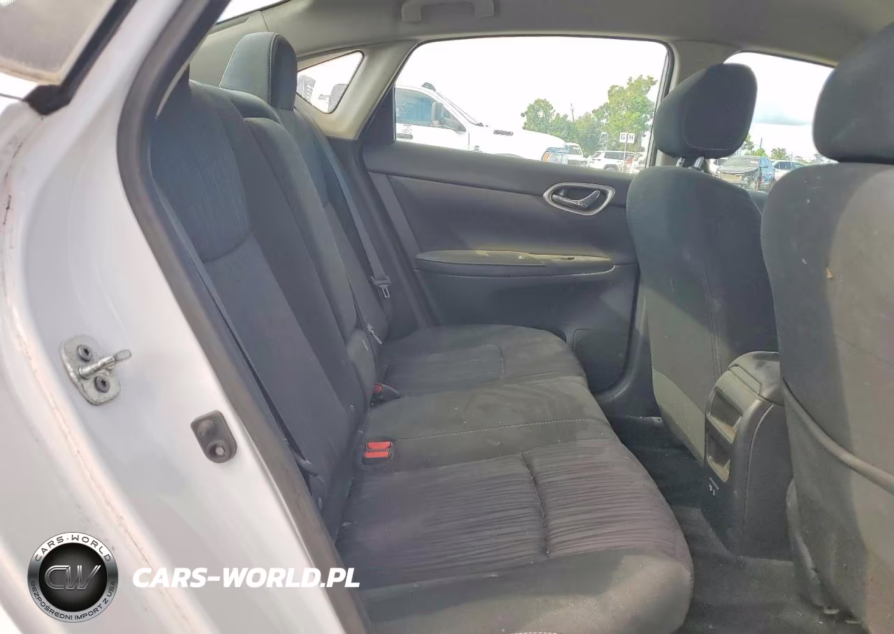 2019 Nissan Sentra S VIN:3N1AB7AP1KL615040 - 10