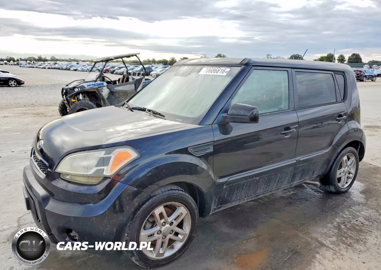2011 Kia Soul +