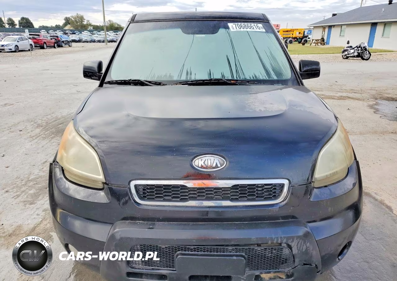 2011 Kia Soul + VIN:KNDJT2A20B7254843 - 5