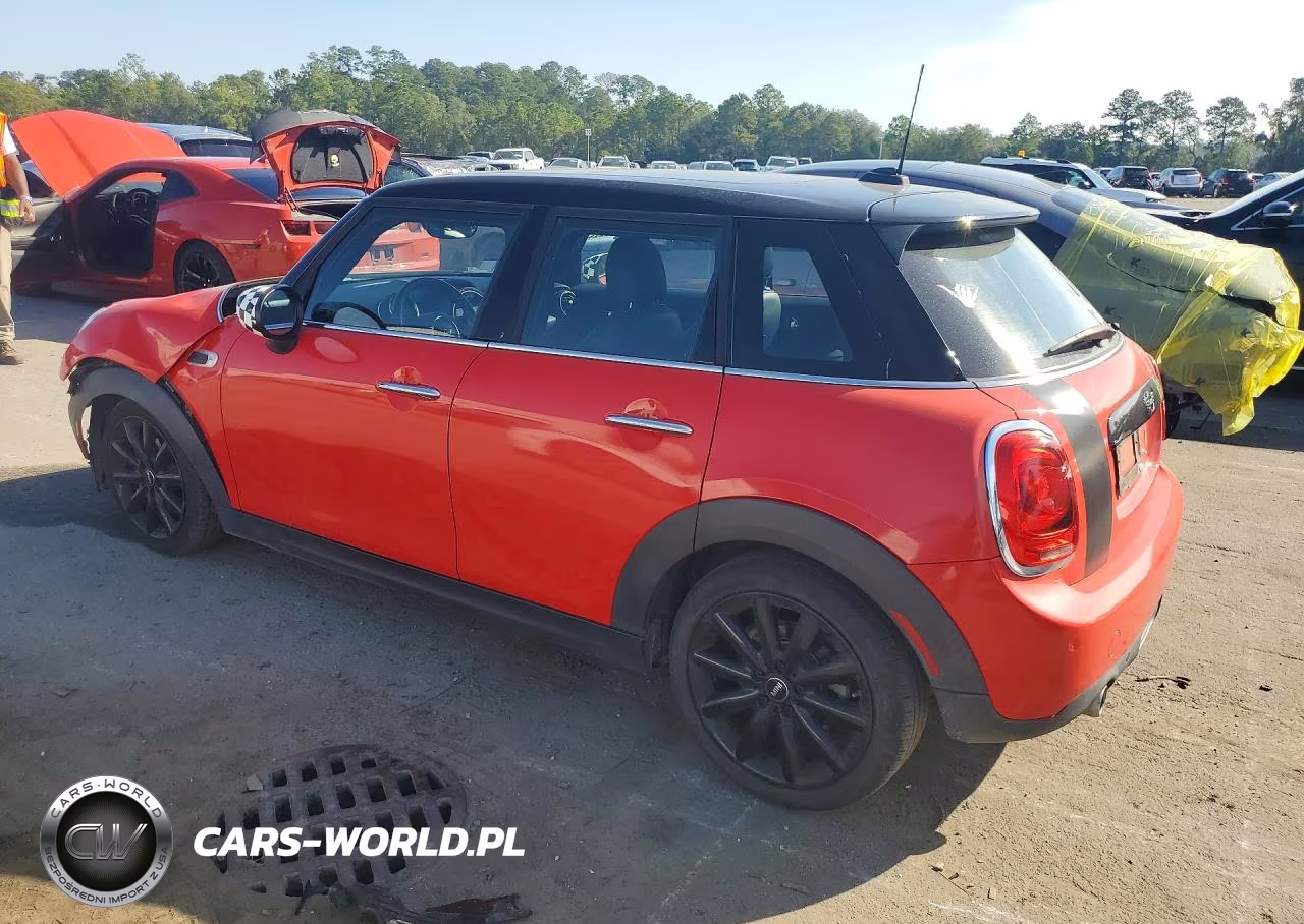 2021 Mini Cooper VIN:WMWXU7C06M2N06611 - 2