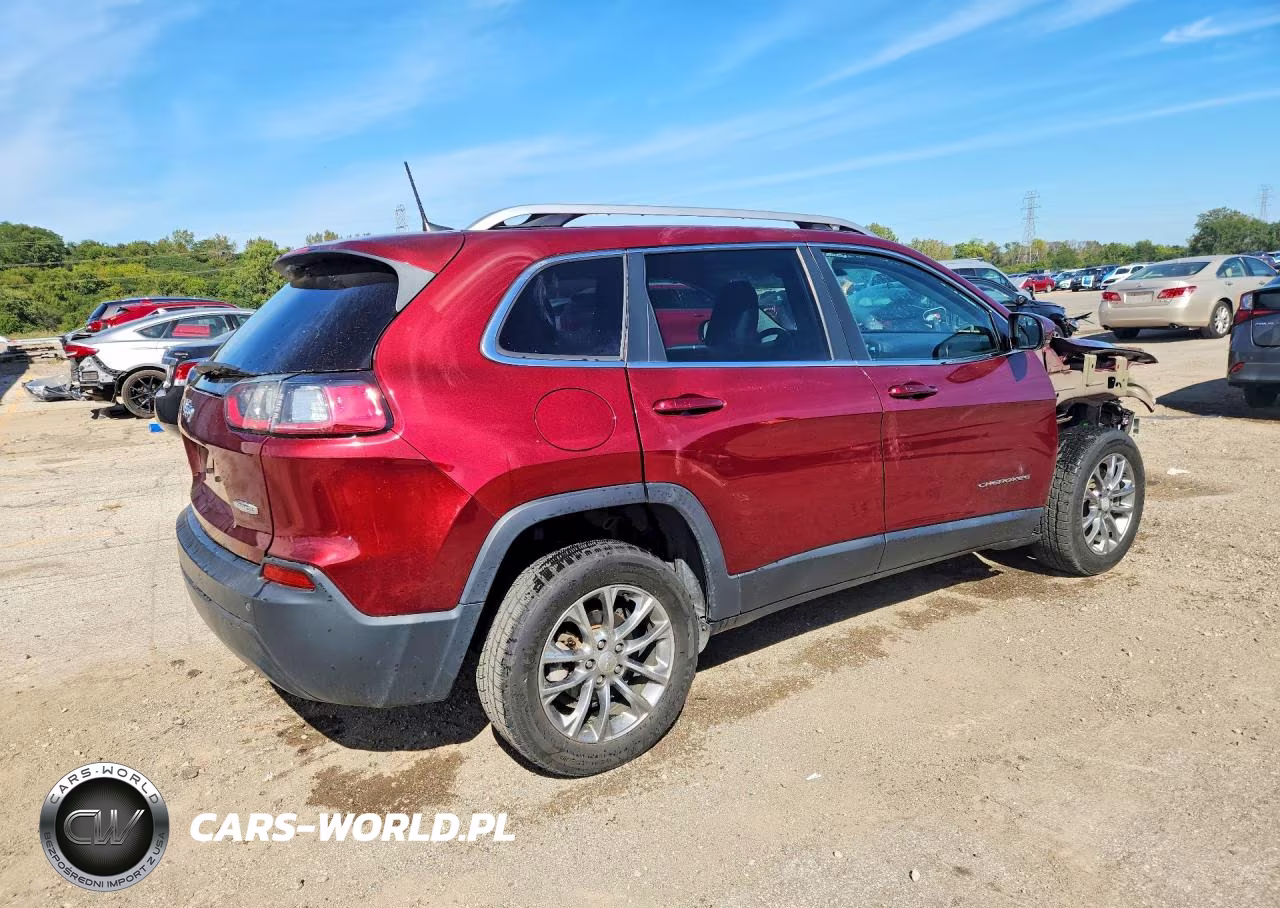2019 Jeep Cherokee Latitude Plus VIN:1C4PJLLB7KD384221 - 3