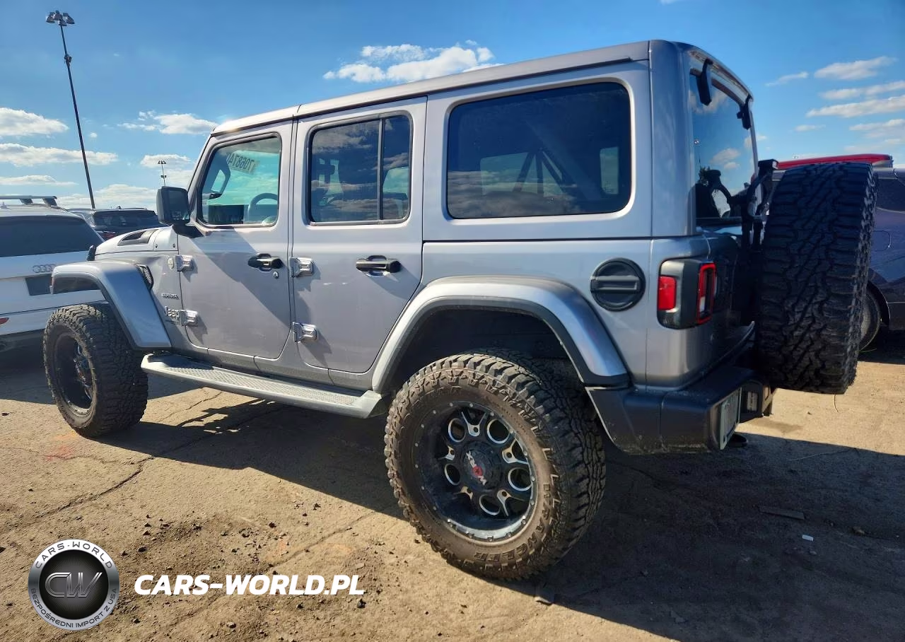 2019 Jeep Wrangler Unlimited Sahara VIN:1C4HJXEG6KW599923 - 2