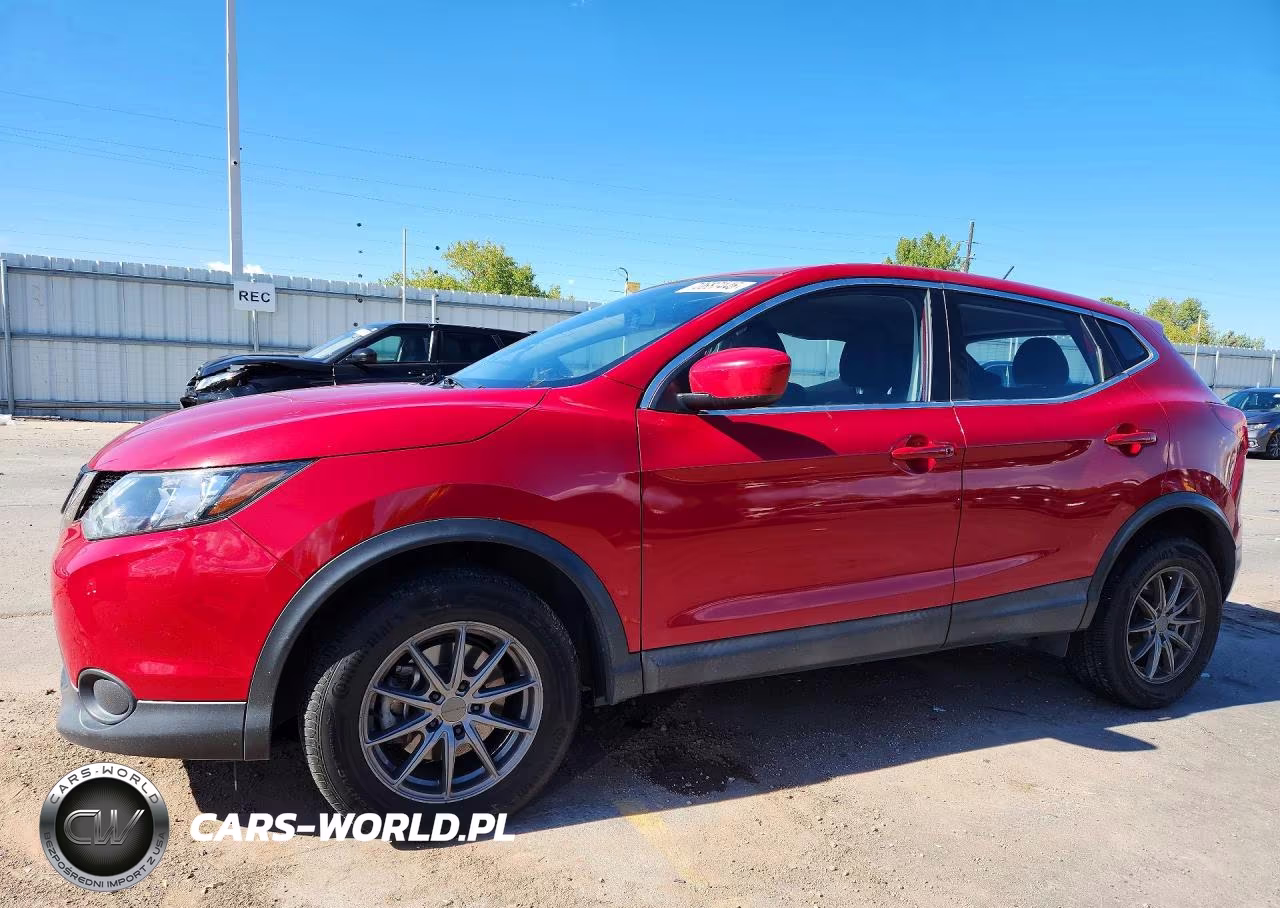 2018 Nissan Rogue Sport S VIN:JN1BJ1CP9JW180195 - 1