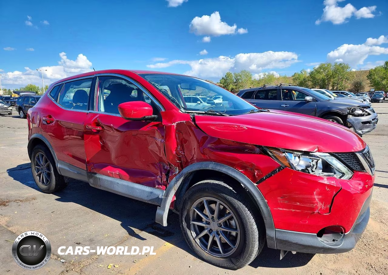 2018 Nissan Rogue Sport S VIN:JN1BJ1CP9JW180195 - 4