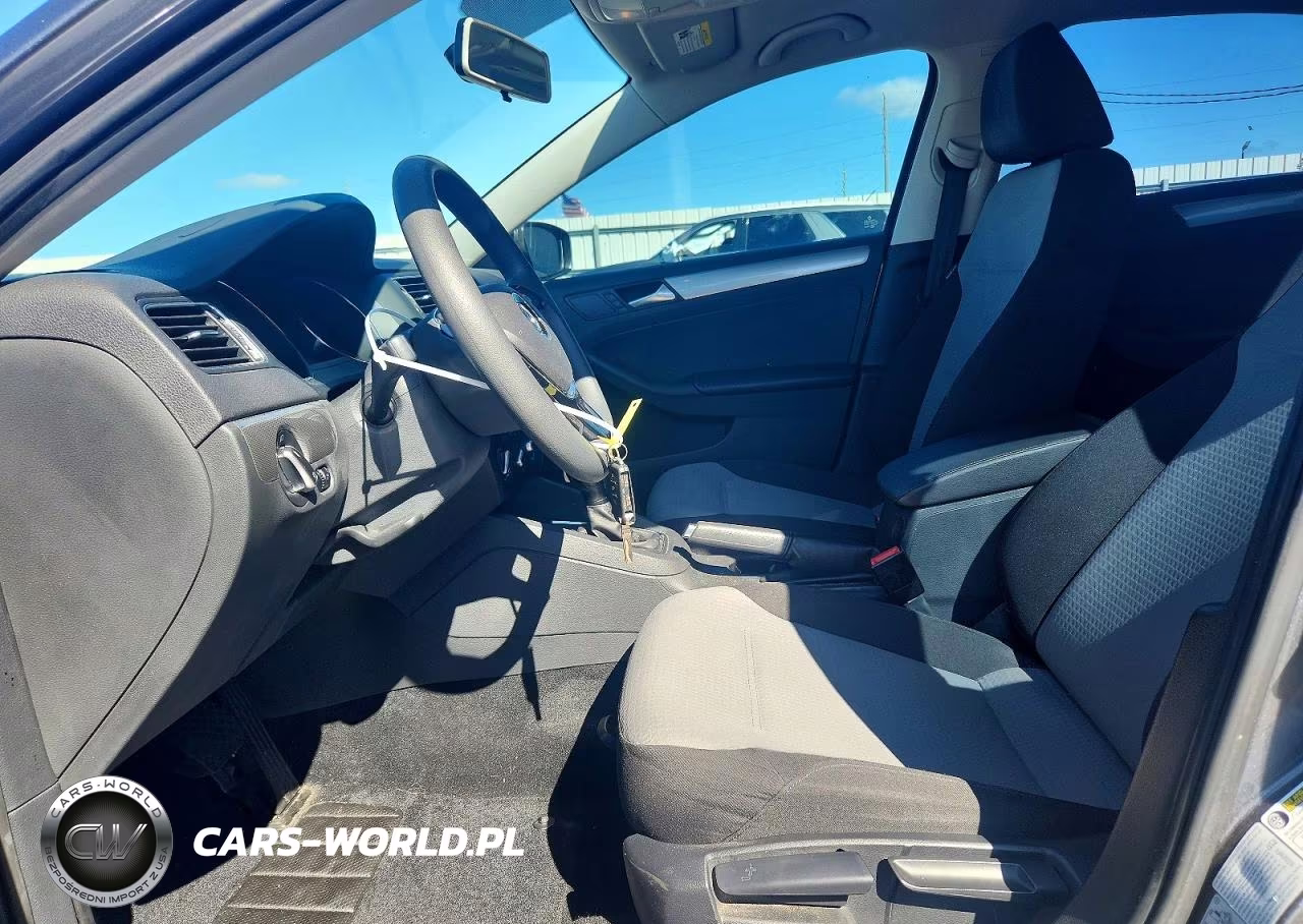 2017 Volkswagen Jetta S VIN:3VW2B7AJ5HM305843 - 7