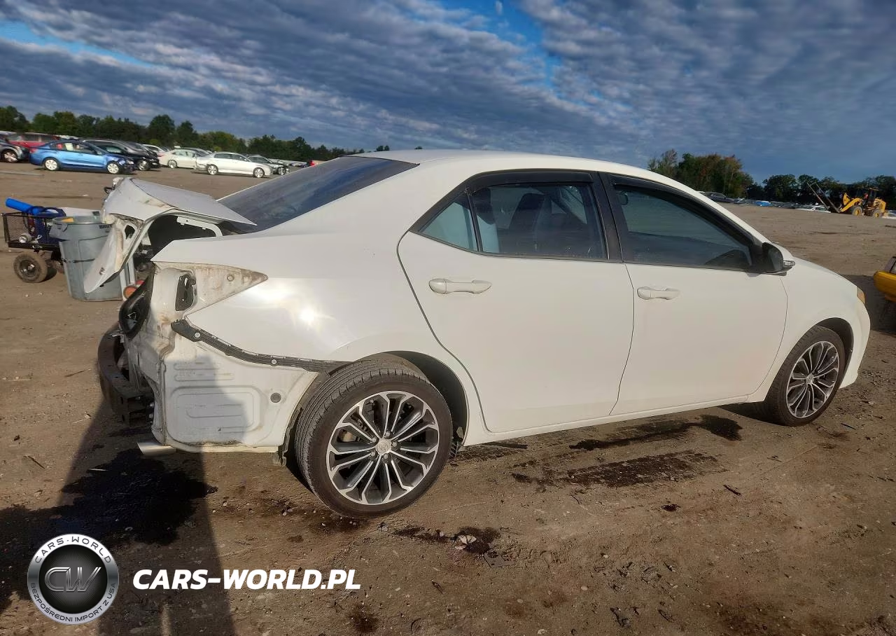2015 Toyota Corolla S Plus VIN:2T1BURHE2FC370950 - 3