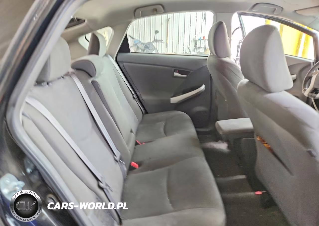 2011 Toyota Prius Two VIN:JTDKN3DU7B1410655 - 10