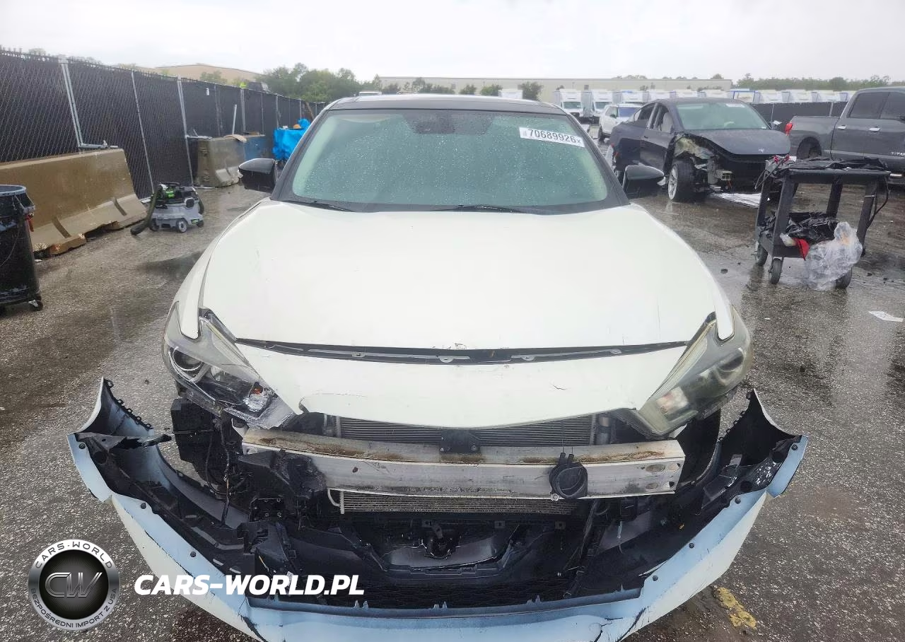 2017 Nissan Maxima Platinum VIN:1N4AA6APXHC440694 - 5
