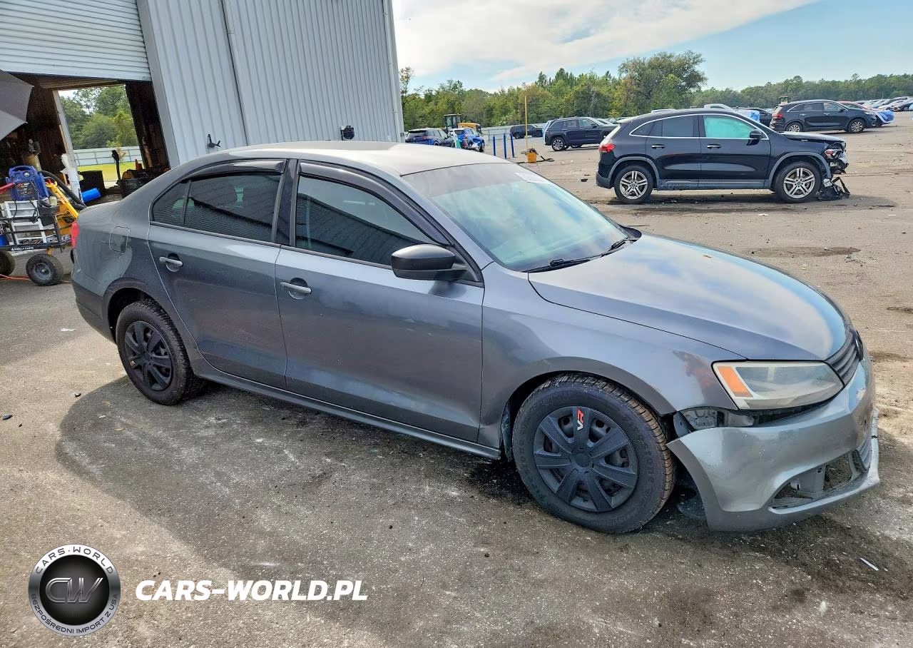 2012 Volkswagen Jetta Base VIN:3VW2K7AJ2CM312886 - 4
