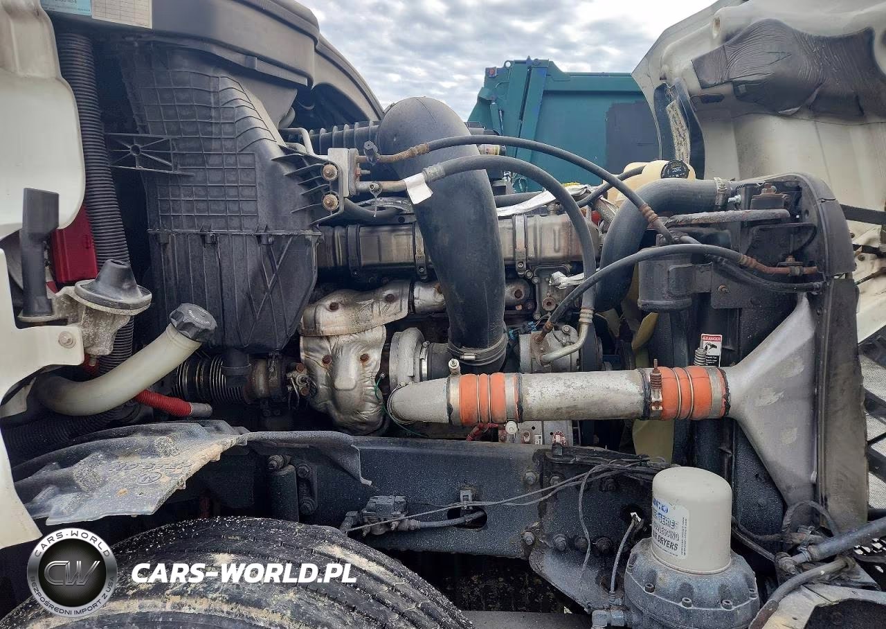 2020 Freightliner Cascadia 126 VIN:1FUJHHDRXLLLL3063 - 11
