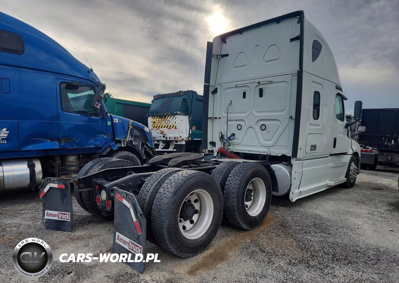 2020 Freightliner Cascadia 126 VIN:1FUJHHDRXLLLL3063 - 3